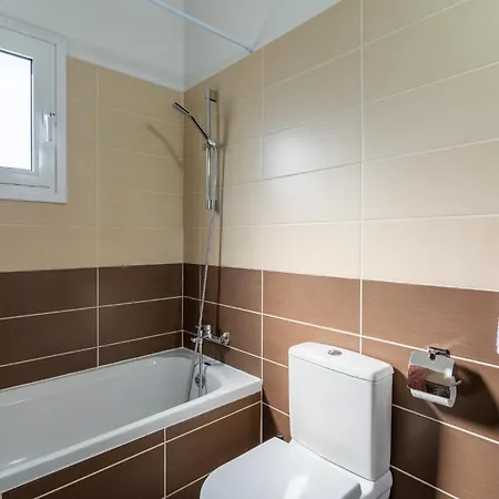 Emerald's 2-bedroom In Apartament