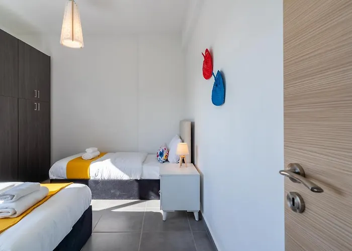 Emerald's 2-bedroom In Λάρνακα