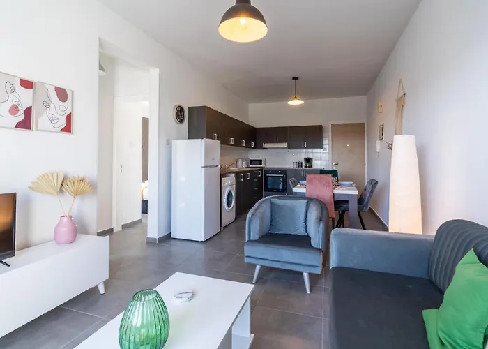 Διαμέρισμα Emerald's 2-bedroom In