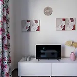 Emerald's 2-bedroom In * لارنكا