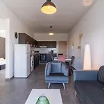 Emerald's 2-bedroom In لارنكا