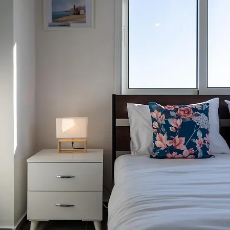 Emerald's 2-bedroom In شقة