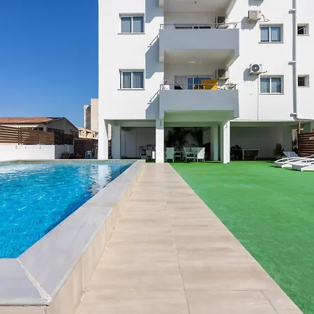 Emerald's 2-bedroom In شقة