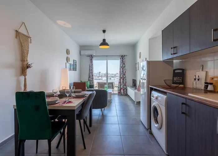 Emerald's 2-bedroom In