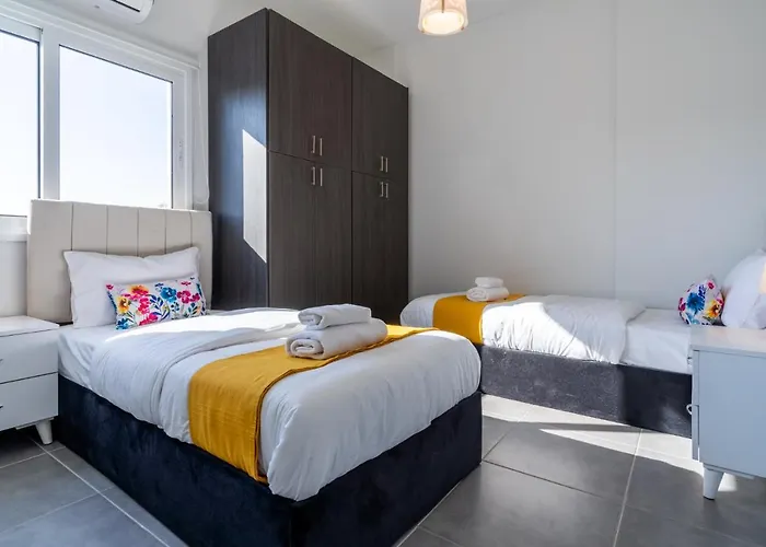 Appartamento Emerald's 2-bedroom In Larnaca